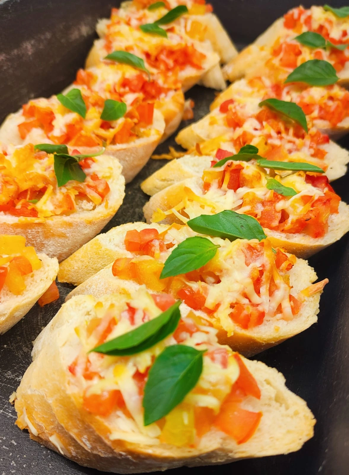 Salgados assados do buffet de lanche